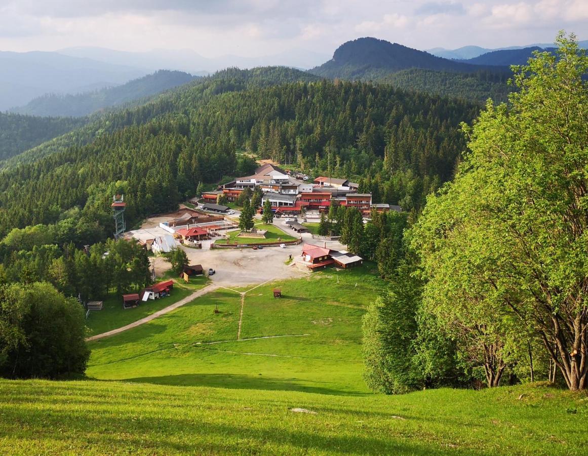 Hotel Sachticka Besztercebánya Kültér fotó